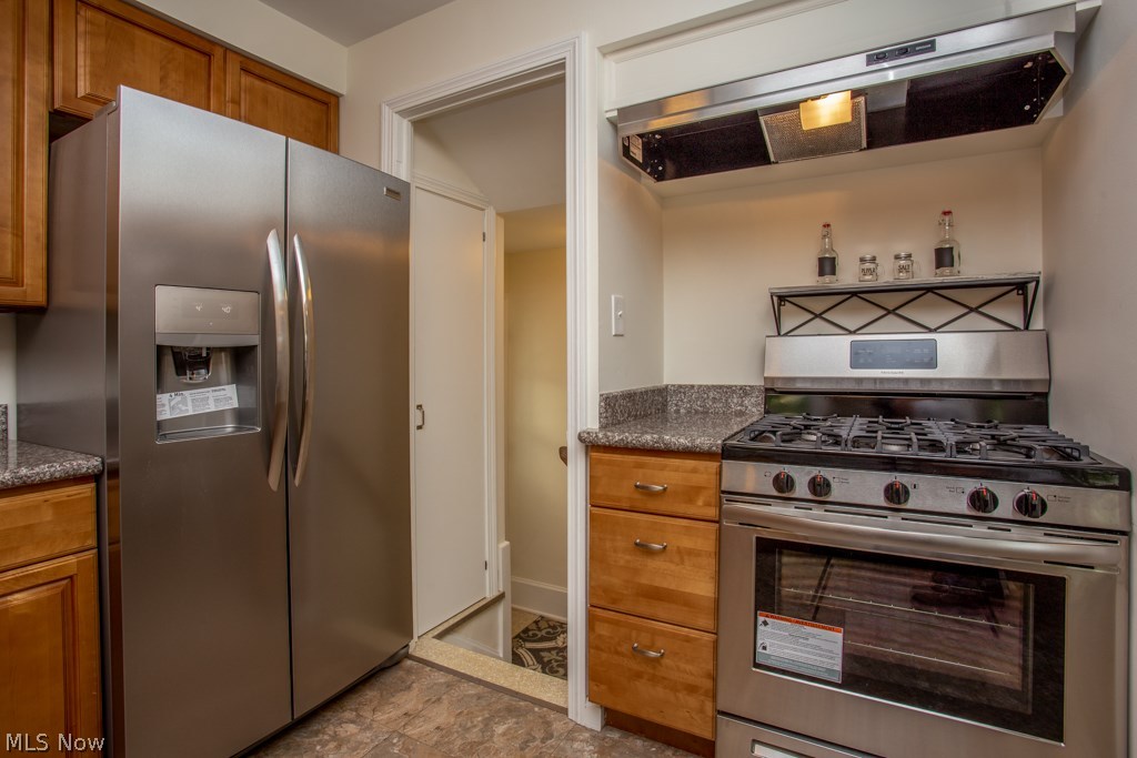 Ridgewood 03 - Residential