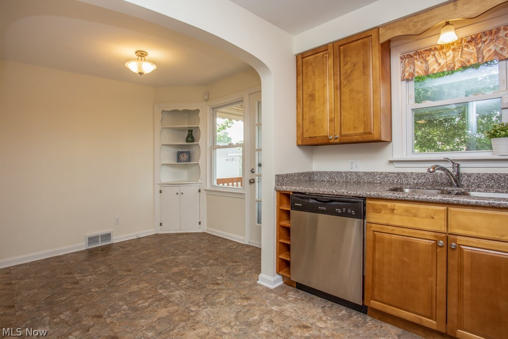 Ridgewood 03 - Residential