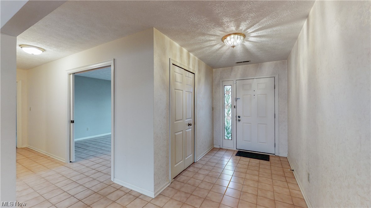 Shady Hollow Condo - Residential