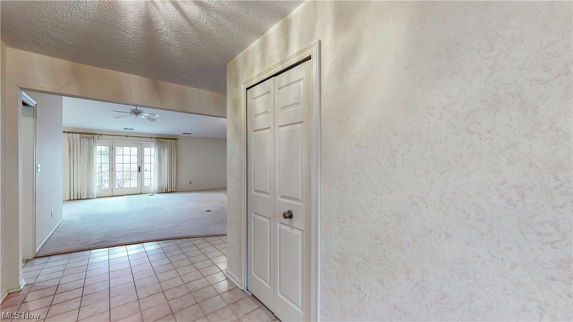 Shady Hollow Condo - Residential