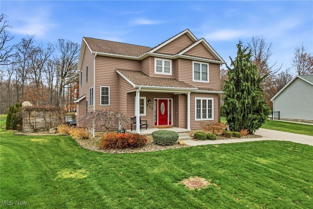 Photo of 517 Berklee Drive, Boardman, OH 44514 (MLS # 5173473)