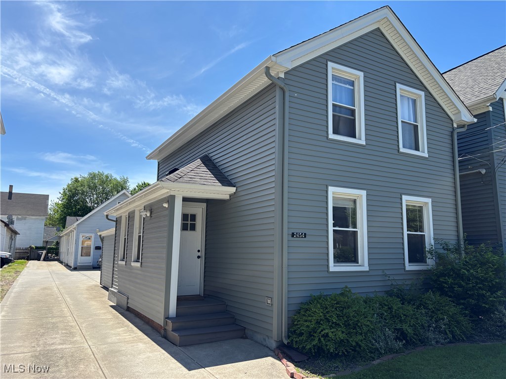 2454-2456 Tremont Avenue