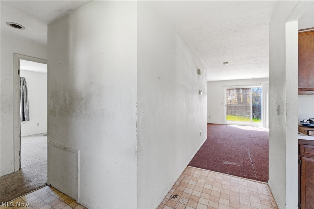 Raintree Condo 01 - Residential