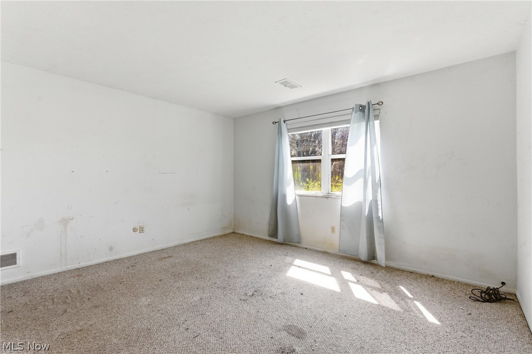 Raintree Condo 01 - Residential