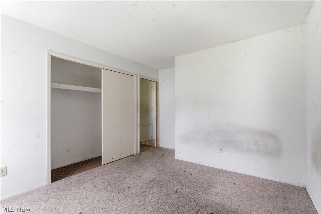 Raintree Condo 01 - Residential