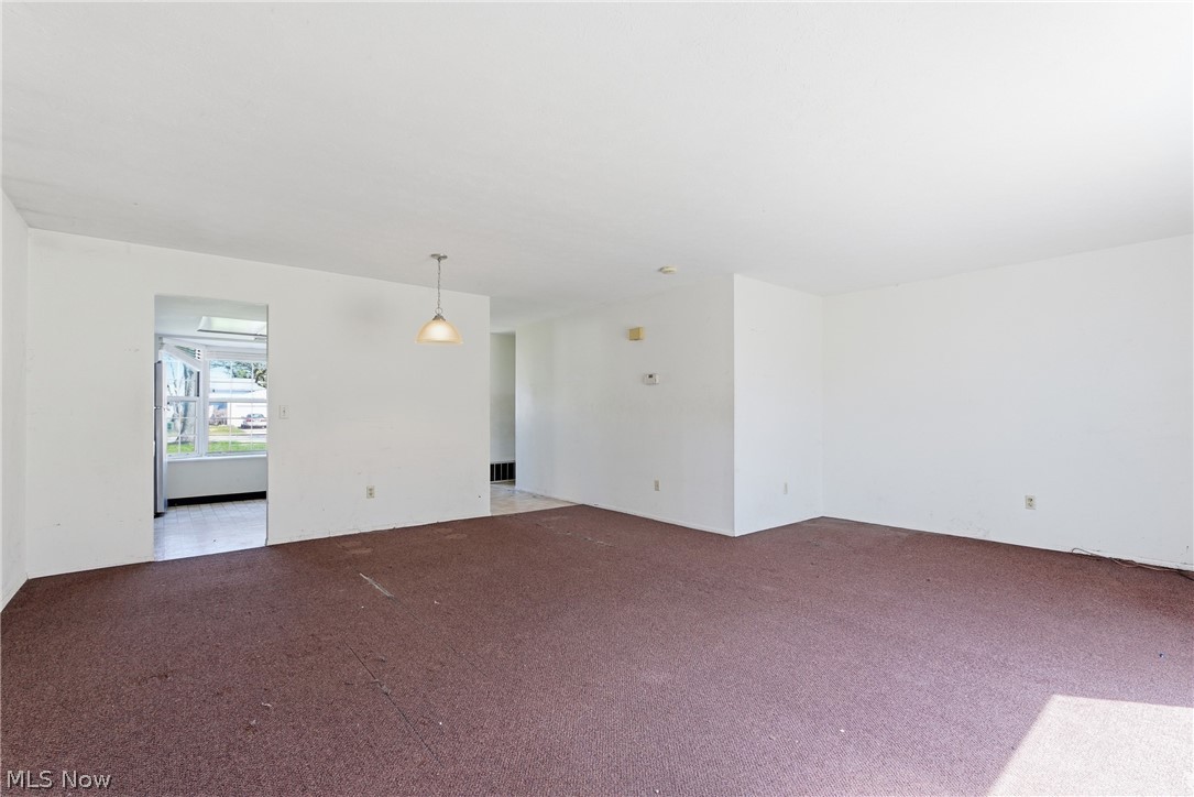 Raintree Condo 01 - Residential