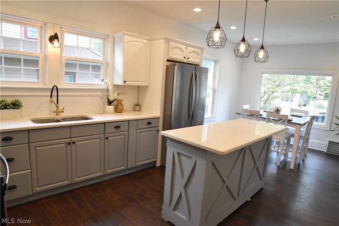 Sunset View - Residential