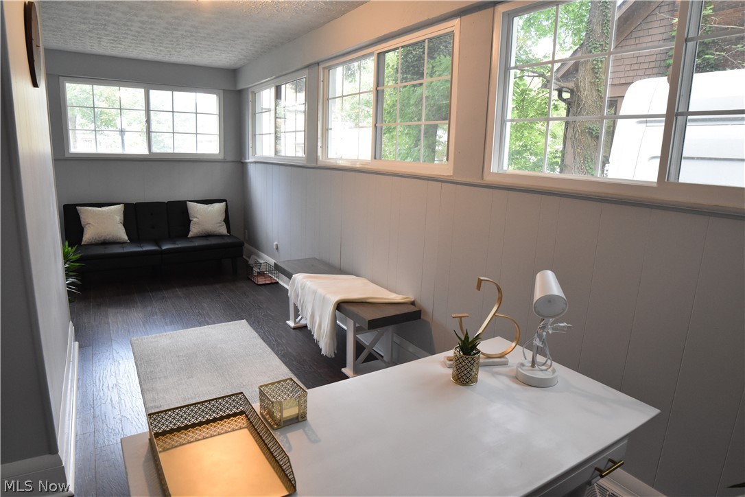 Sunset View - Residential