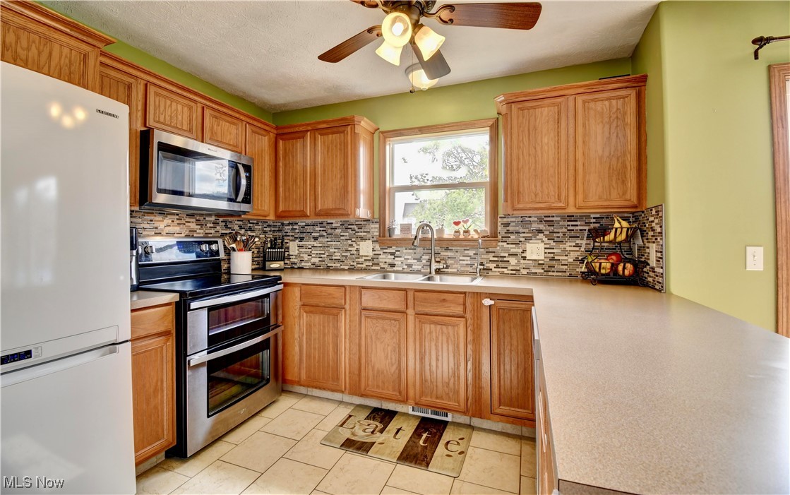 2768 Captens Street, Canton, Ohio image 8