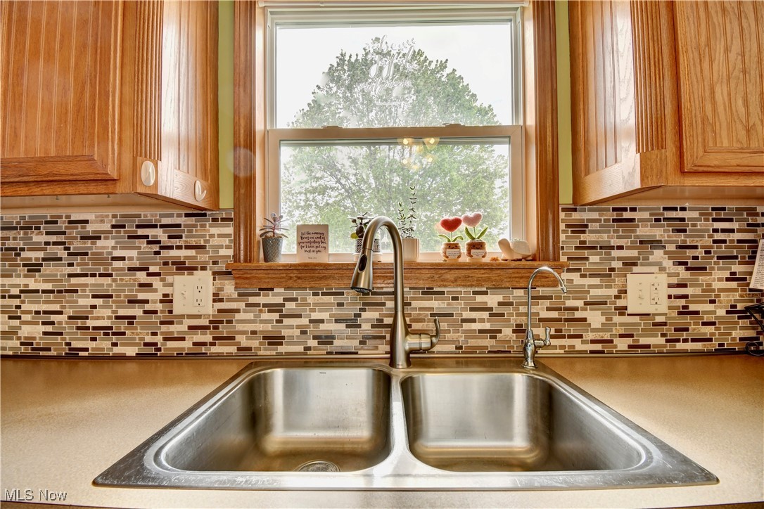 2768 Captens Street, Canton, Ohio image 10
