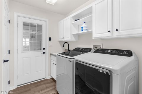 Tiny photo for 1408 River Road, Lake Milton, OH 44429 (MLS # 5201314)