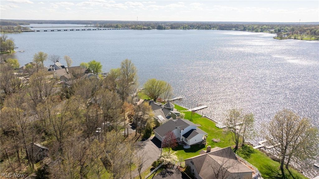 Photo of 1408 River Road, Lake Milton, OH 44429 (MLS # 5201314)
