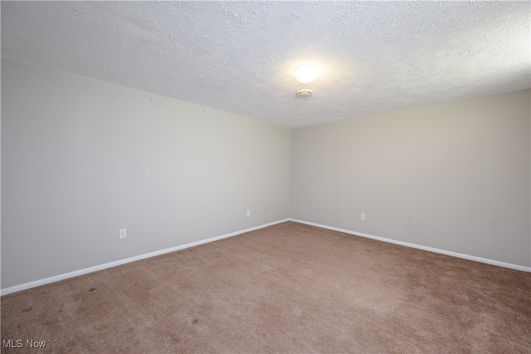 9394 Gettysburg Drive, Twinsburg, Ohio image 23