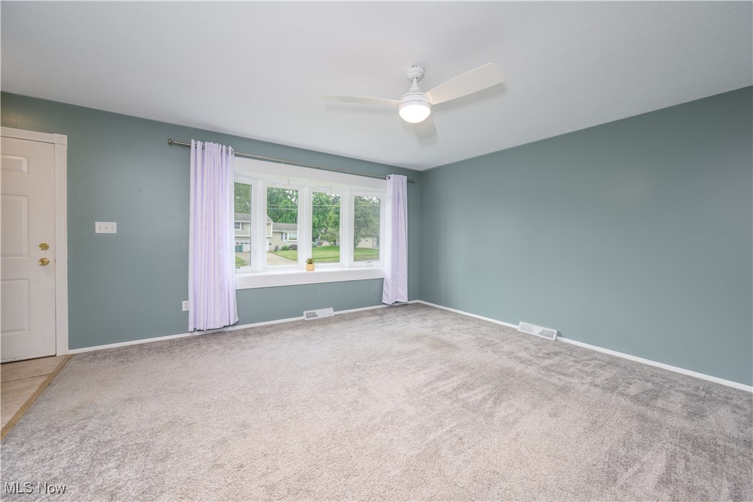 9394 Gettysburg Drive, Twinsburg, Ohio image 13