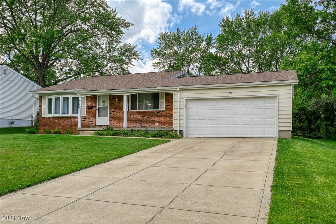9394 Gettysburg Drive, Twinsburg, Ohio image 3