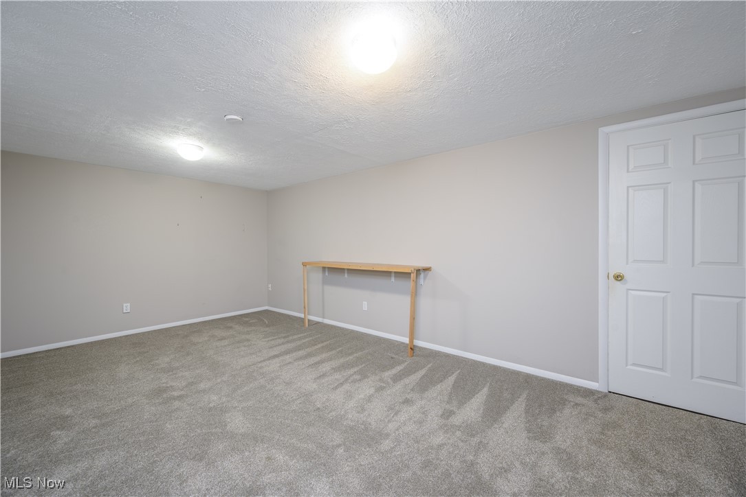 9394 Gettysburg Drive, Twinsburg, Ohio image 25