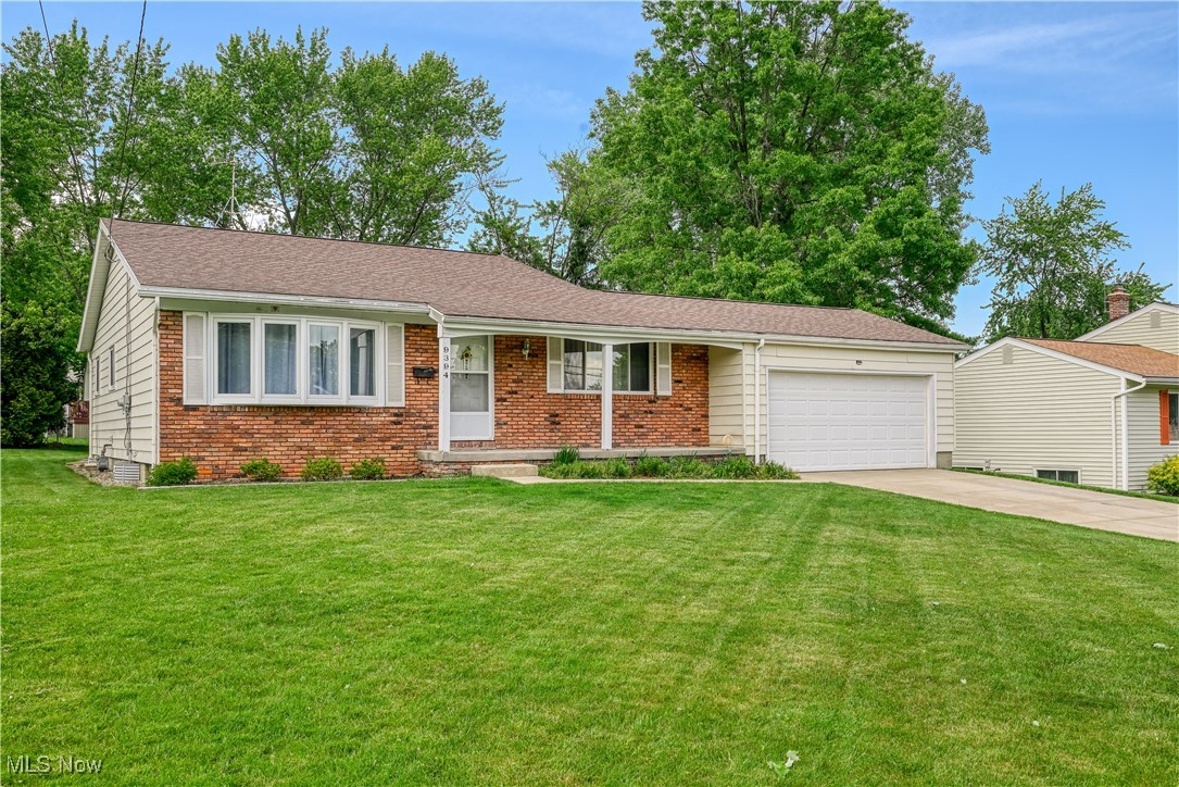 9394 Gettysburg Drive, Twinsburg, Ohio image 4