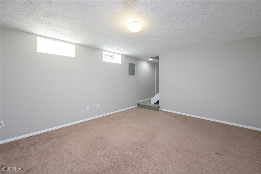 9394 Gettysburg Drive, Twinsburg, Ohio image 24
