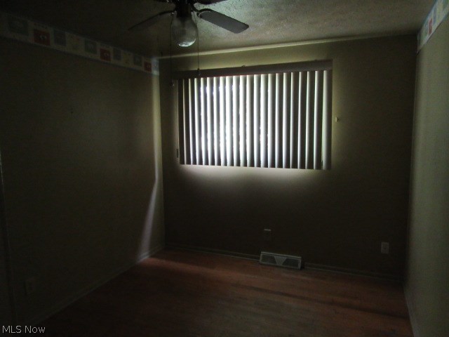 Holiday Hills 01 - Residential