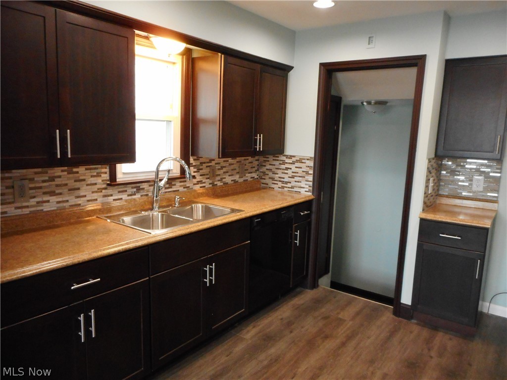 Ridgewood 05 - Residential