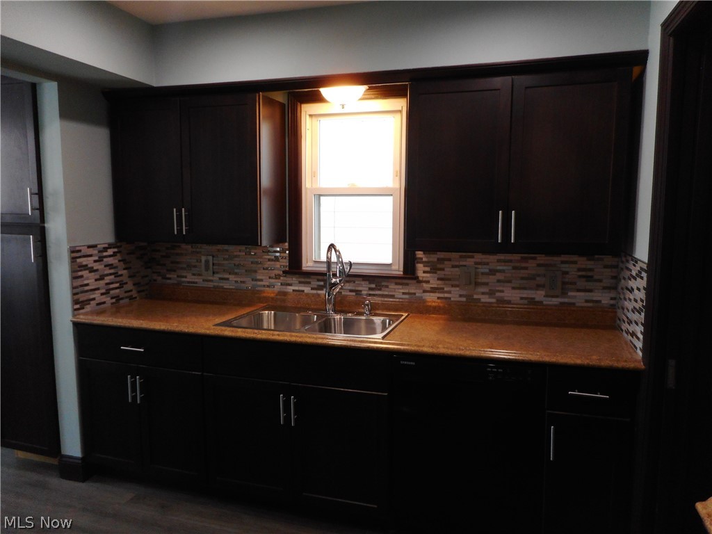 Ridgewood 05 - Residential