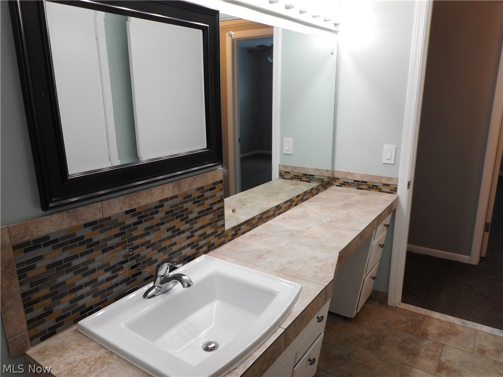 Ridgewood 05 - Residential