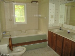 Chardon 03 - Residential