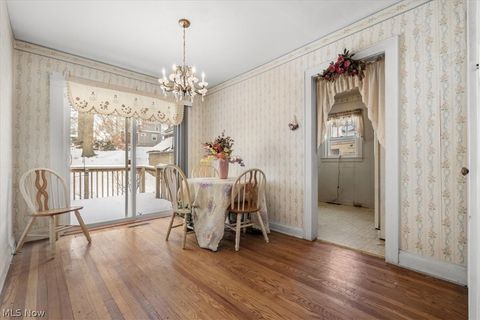 Tiny photo for 1611 Lawrence Street, Parkersburg, WV 26101 (MLS # 5185719)