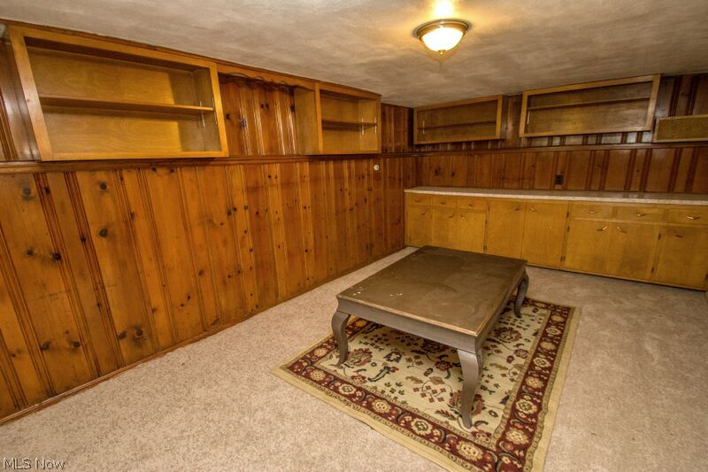 S H Kleinman Realty Cos Shake - Residential