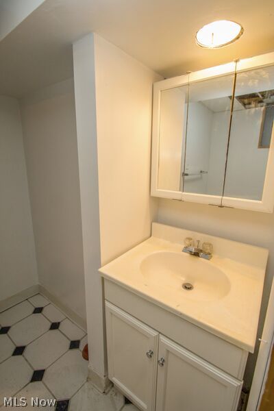 S H Kleinman Realty Cos Shake - Residential