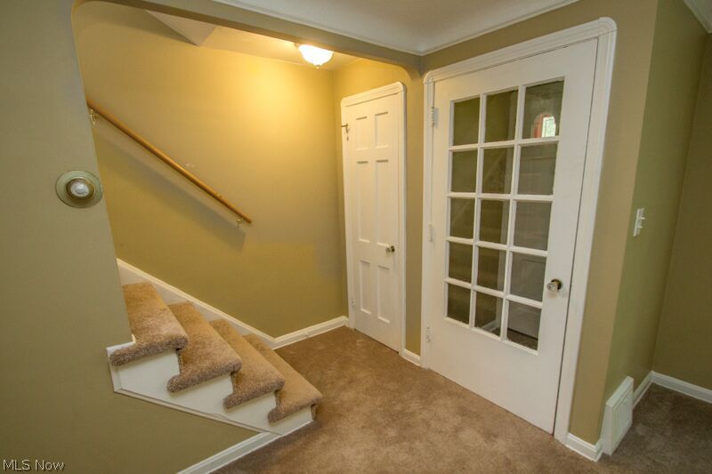 S H Kleinman Realty Cos Shake - Residential