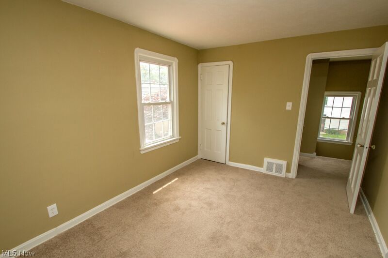 S H Kleinman Realty Cos Shake - Residential