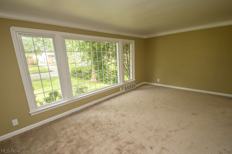 S H Kleinman Realty Cos Shake - Residential