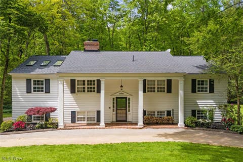 Homes For Sale - 2000 Berkshire Road<br/> Gates Mills, OH 44040
