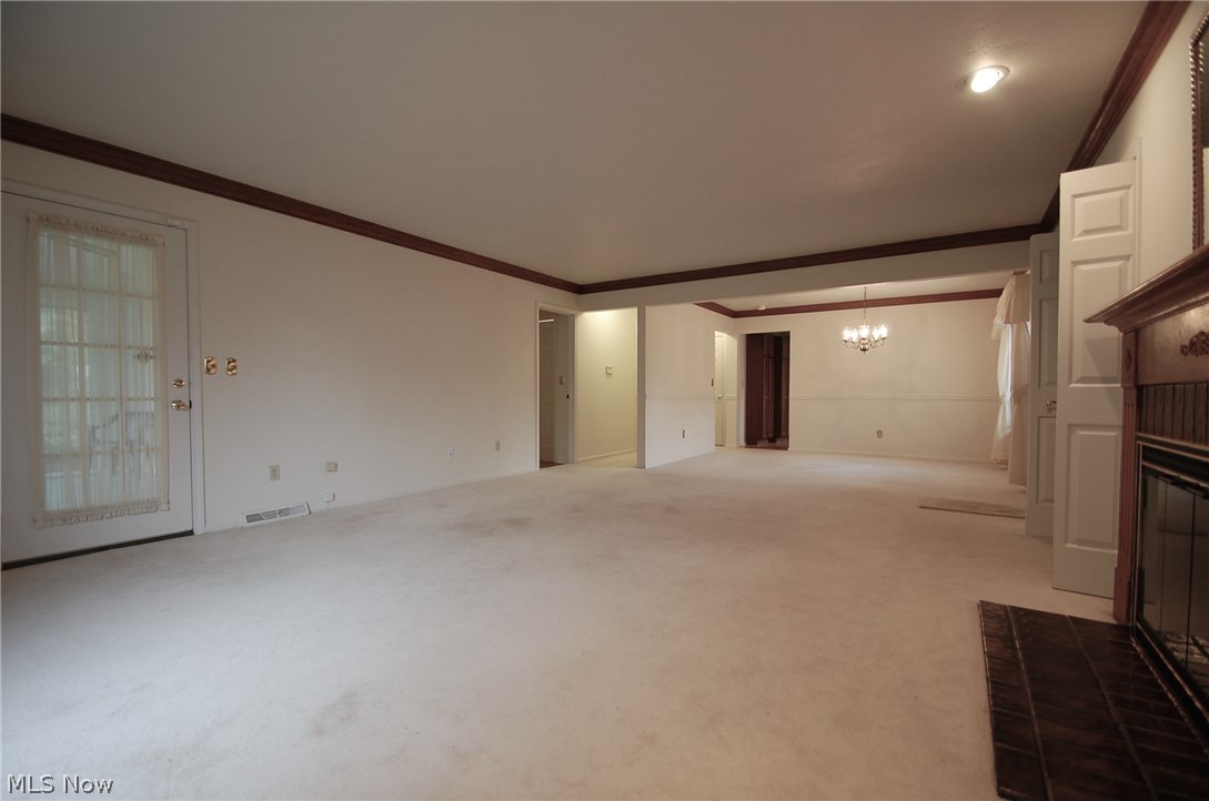 Hollycroft Condo - Residential
