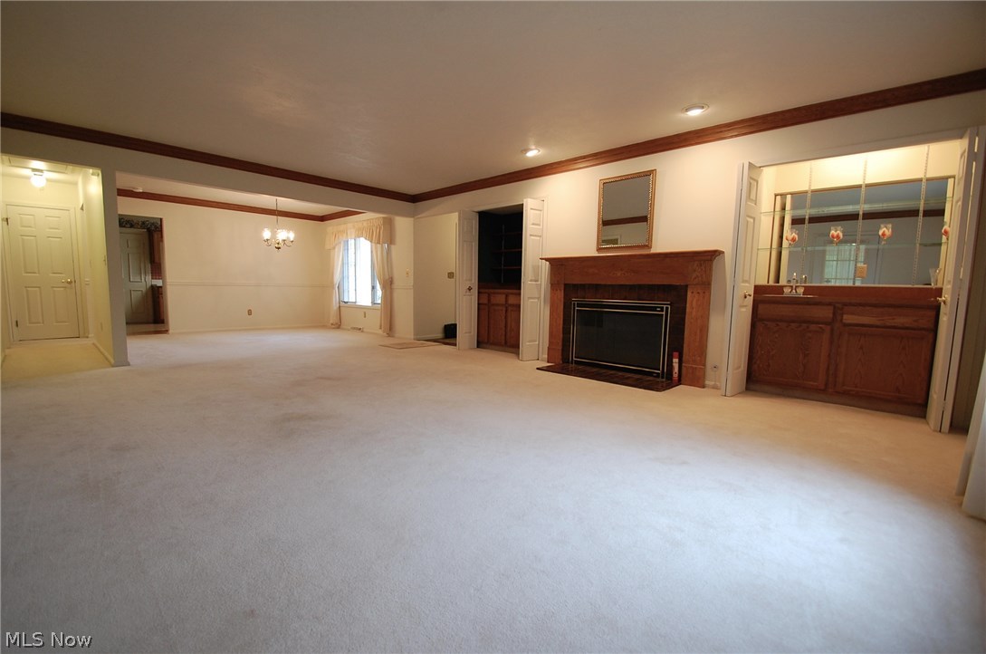 Hollycroft Condo - Residential