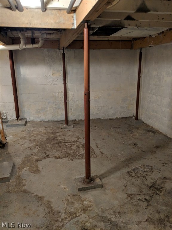 Riverside - Residential Lease