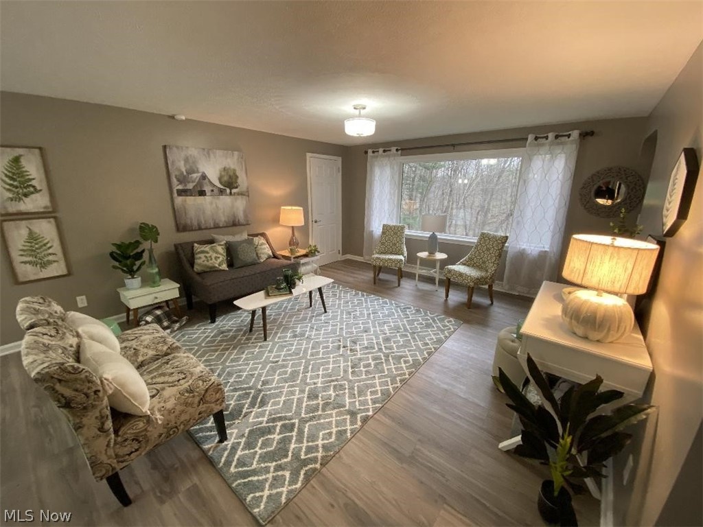 William Weddington Salt Well F - Residential