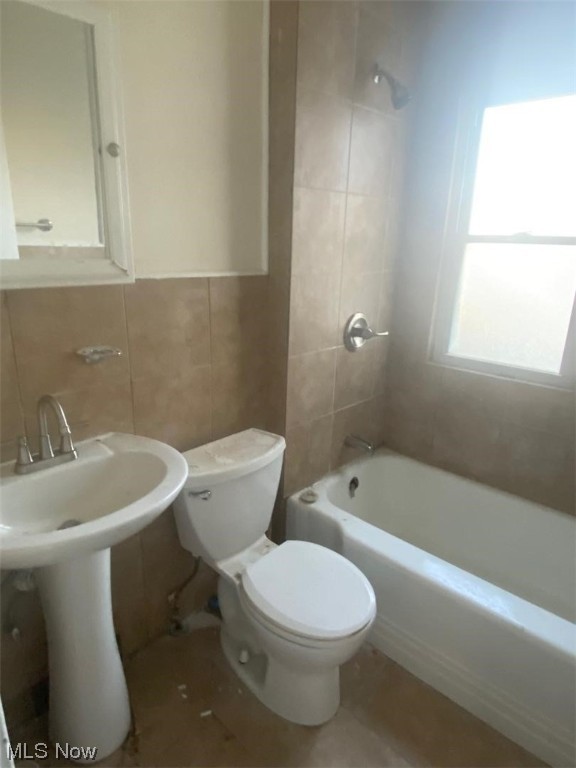 Frst Hill Pkwy - Residential Income