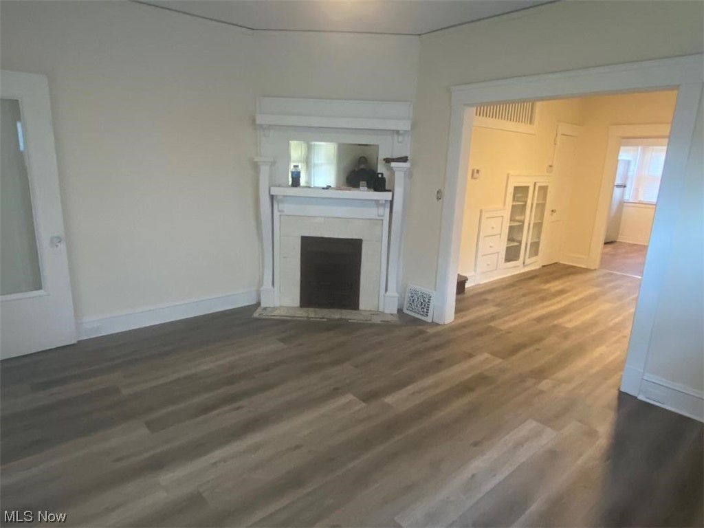 Frst Hill Pkwy - Residential Income