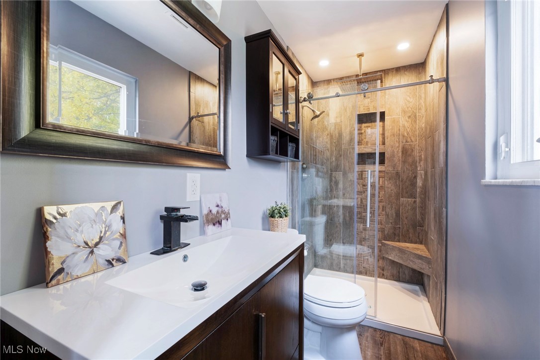 Hampton Court - Residential