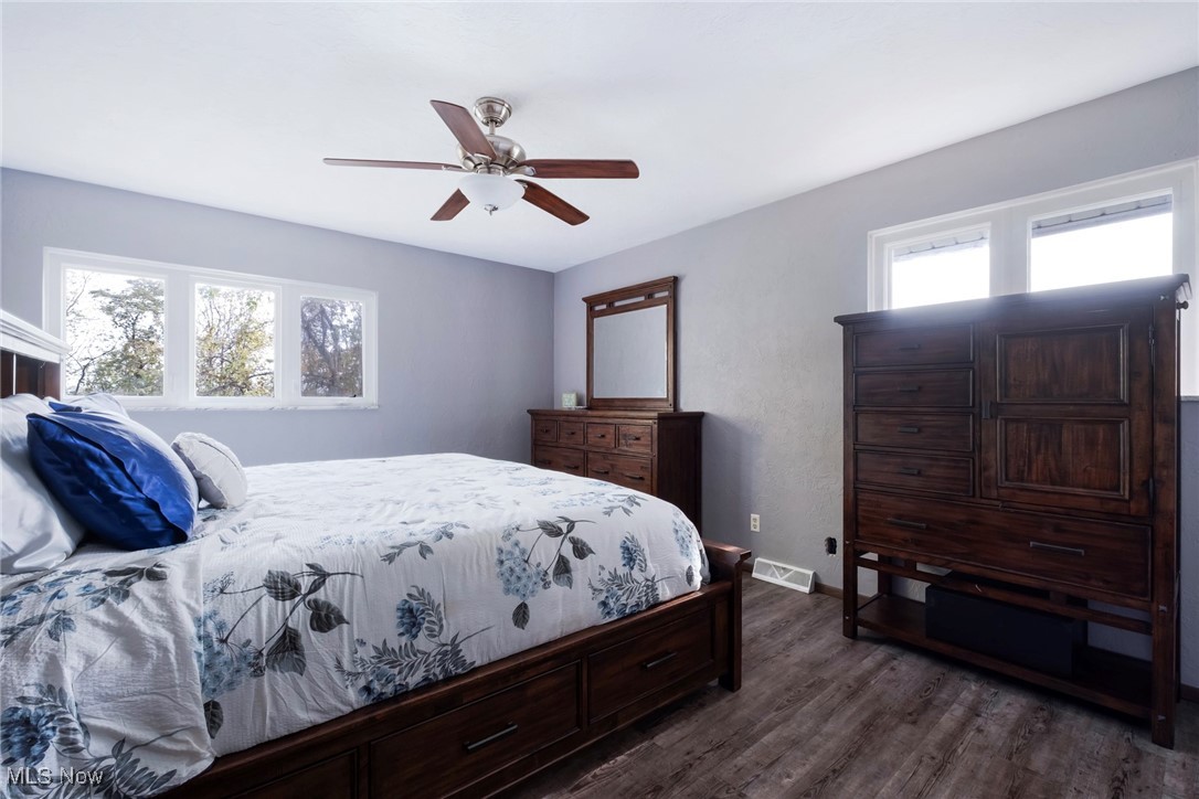 Hampton Court - Residential