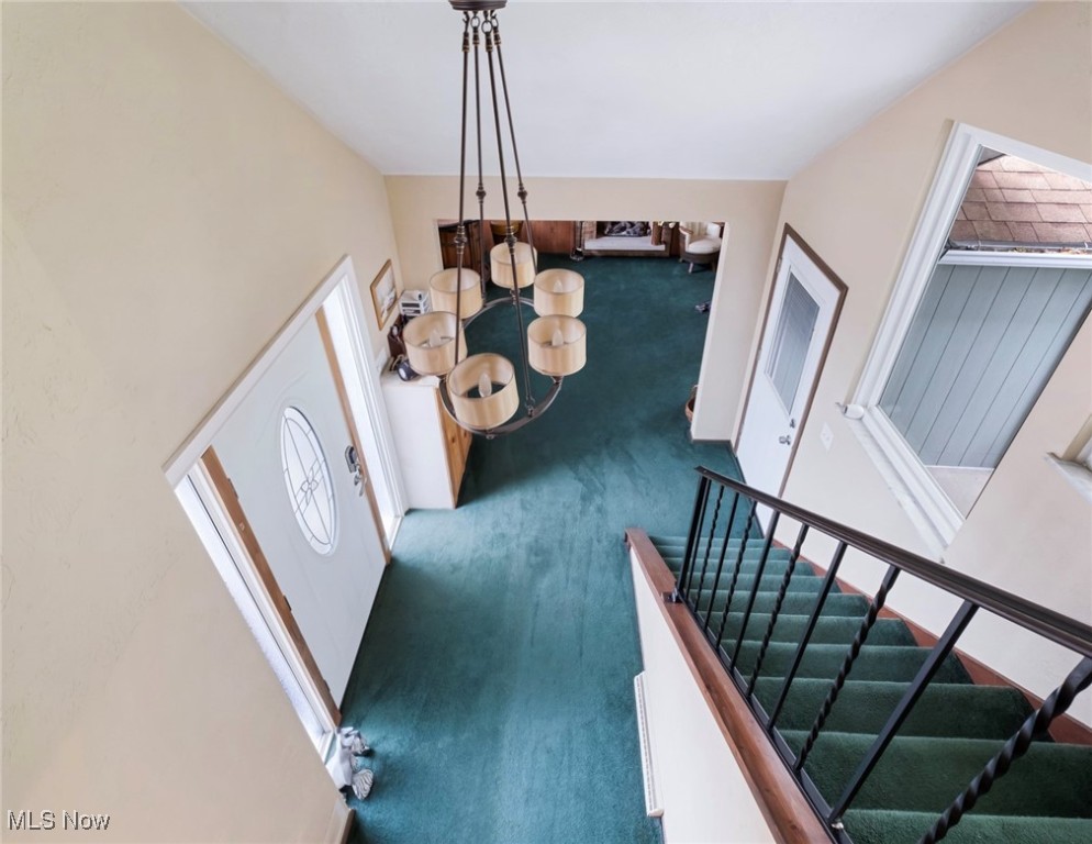 Hampton Court - Residential