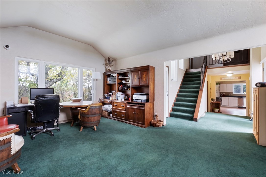 Hampton Court - Residential