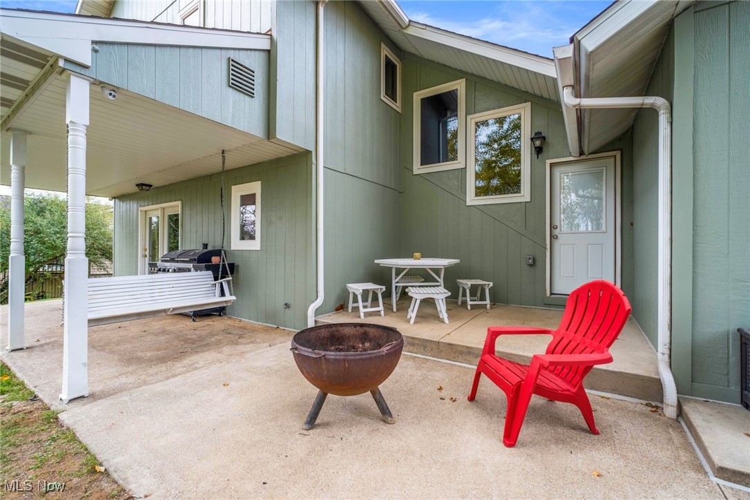 Hampton Court - Residential