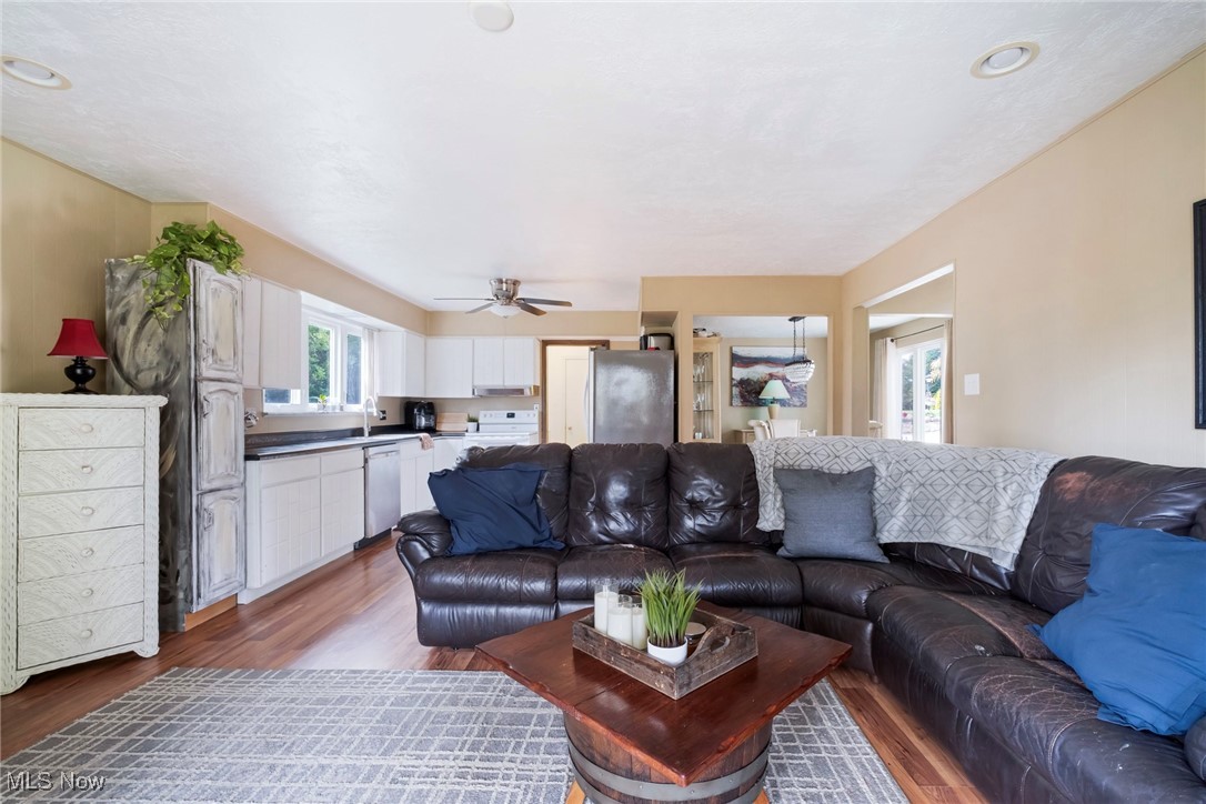 Hampton Court - Residential