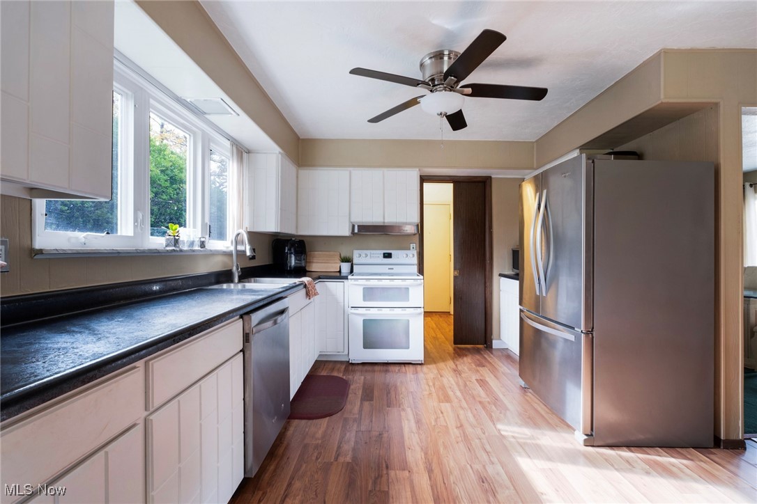 Hampton Court - Residential