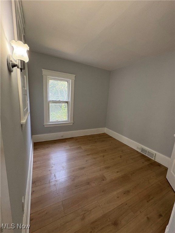 John T Averys - Residential Income