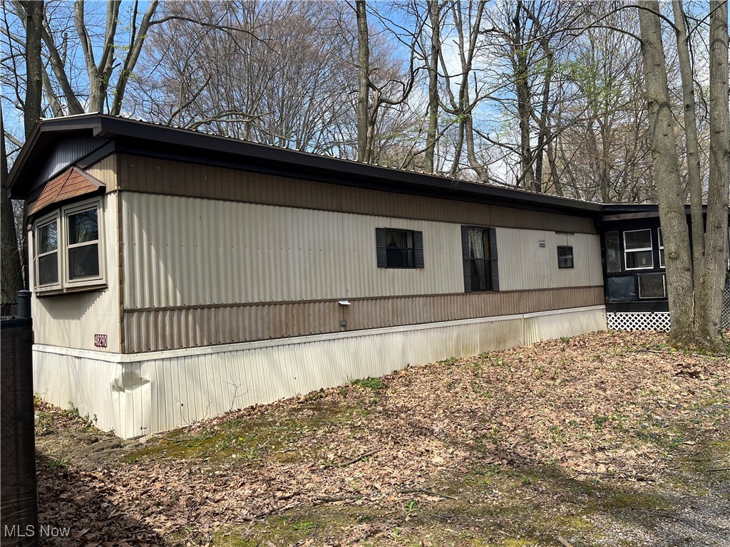 48290 Metz Road, New Waterford, Ohio image 2