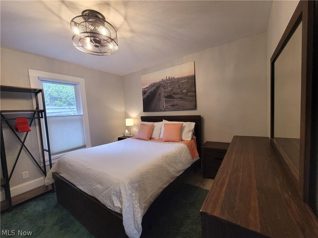 1306 W 73rd Street